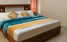 Green Wood Villa